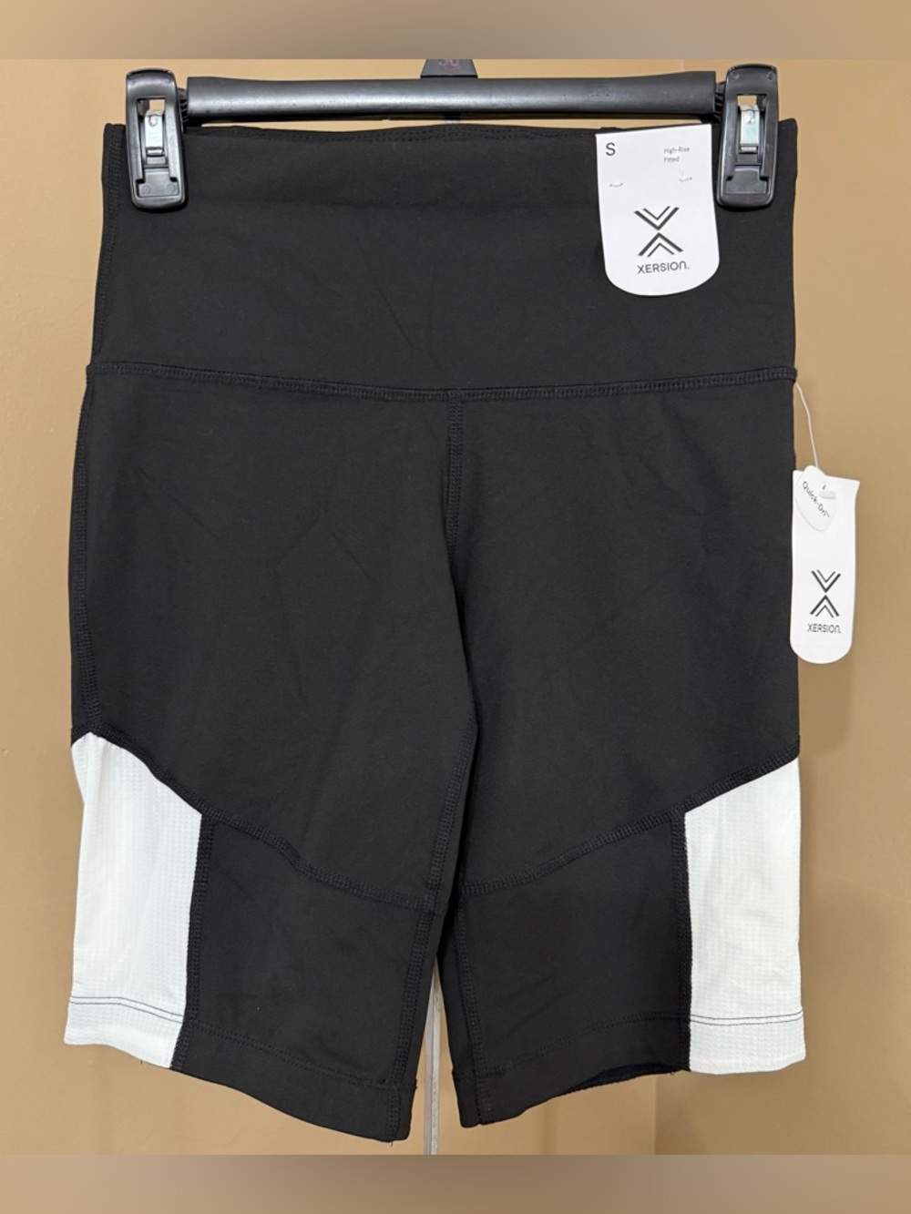 NWT XERSION Black and White Bike Shorts. Size Small.